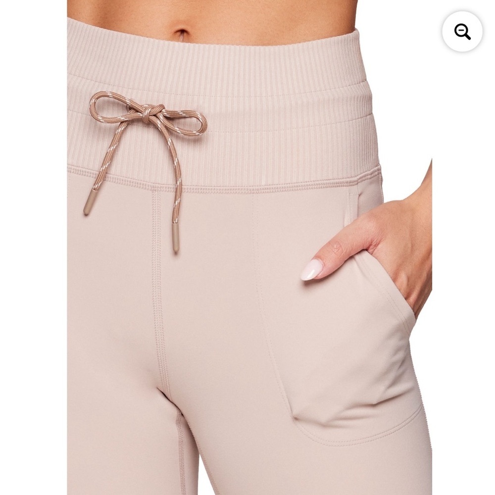 Avalanche Settle In Jogger Leggings - Picture 4 of 13